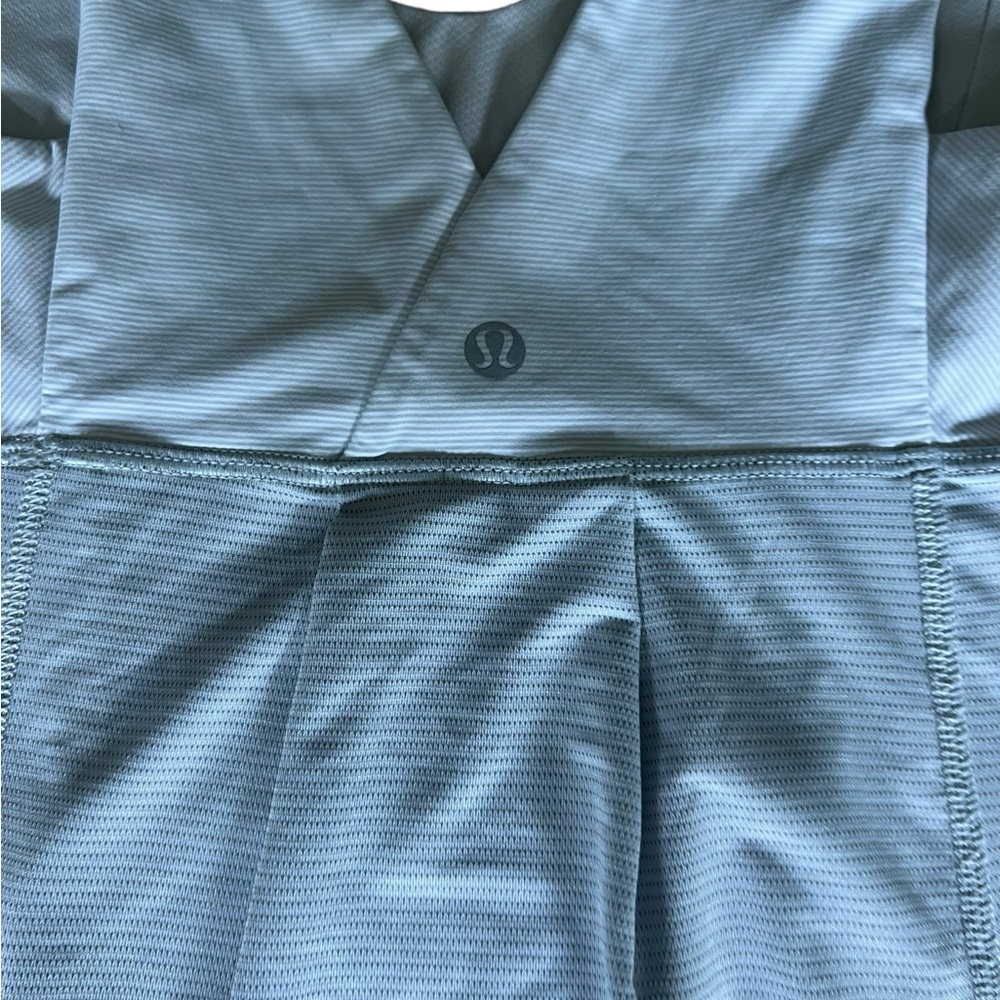 Lululemon bundle black & white stripe shirt (8) gray tank (6). - Picture 6 of 13